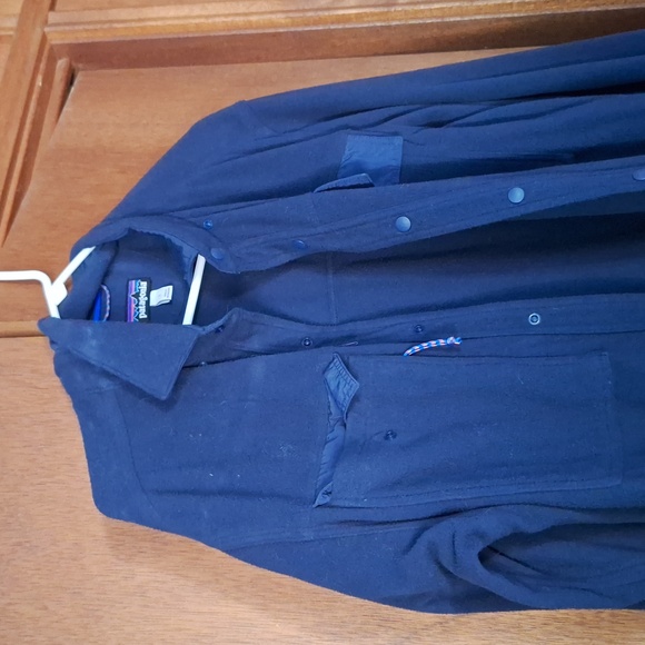 Patagonia button up Fleece jacket - Picture 3 of 4